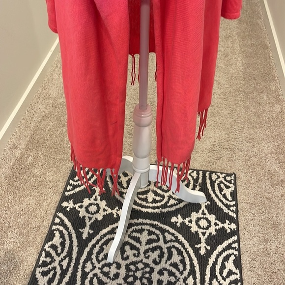 Caroline Grace, hooded king cardigan with fringe - Picture 2 of 8